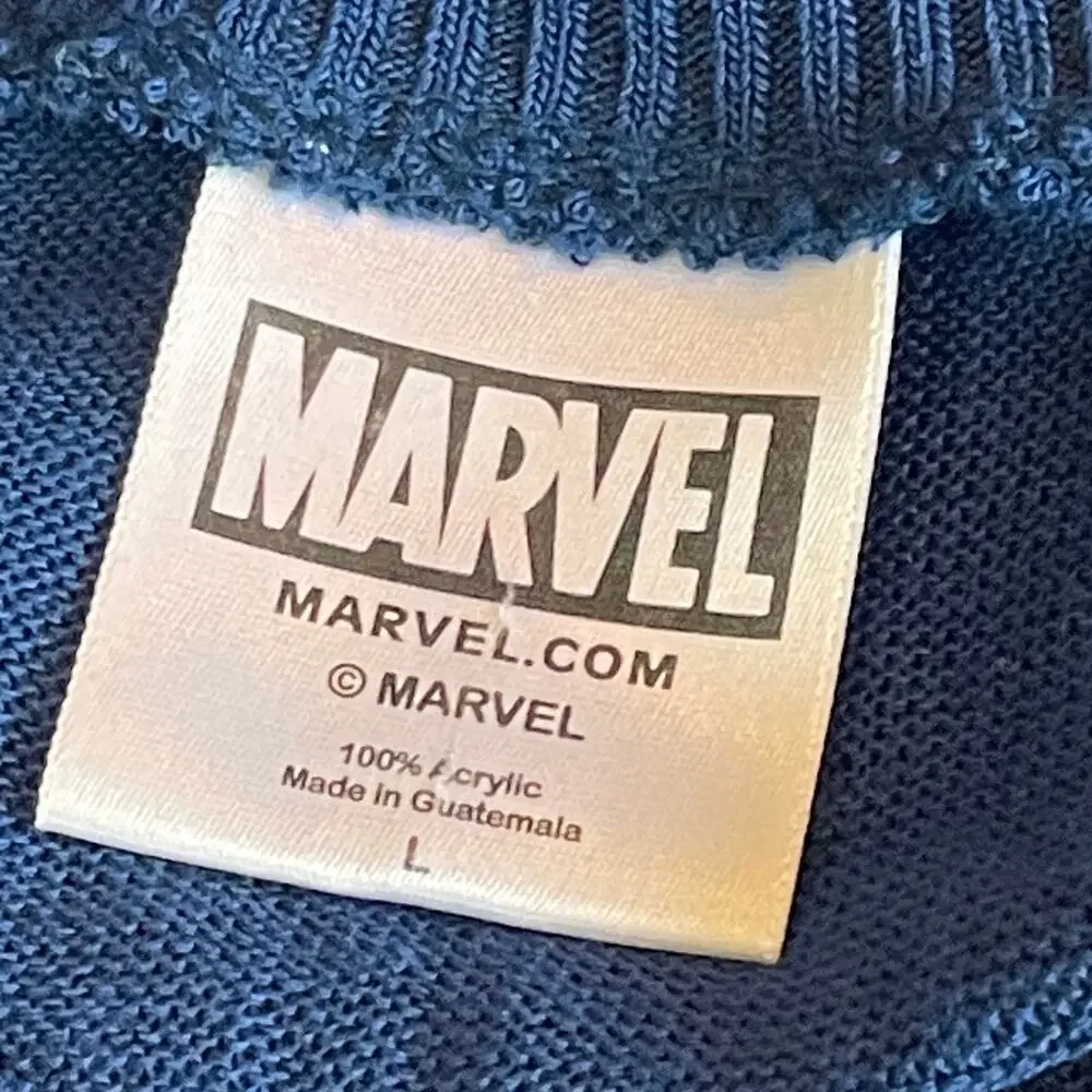 Marvel Captain America Shield Insignia Sweater Size Large